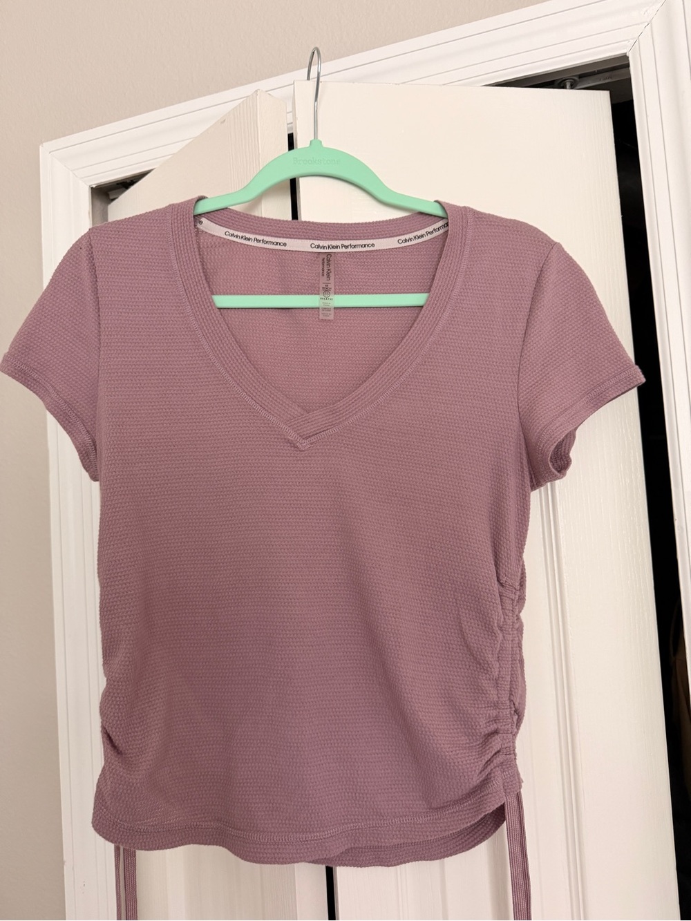 Calvin Klein Women’s Mauve Short Sleeve V-Neck Top